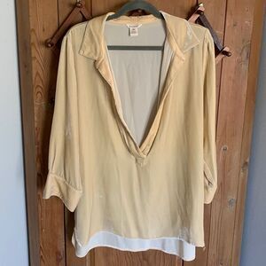 Sundance pale yellow velvet silk deep V-neck tunic top